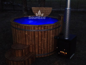 Luxurious hot tub jacuzzi from Sauneco