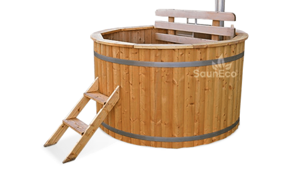 Large wooden hot tub from Sauneco