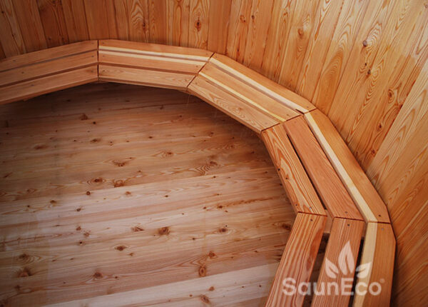 Wooden Hot Tub Bath Barrel from Sauneco