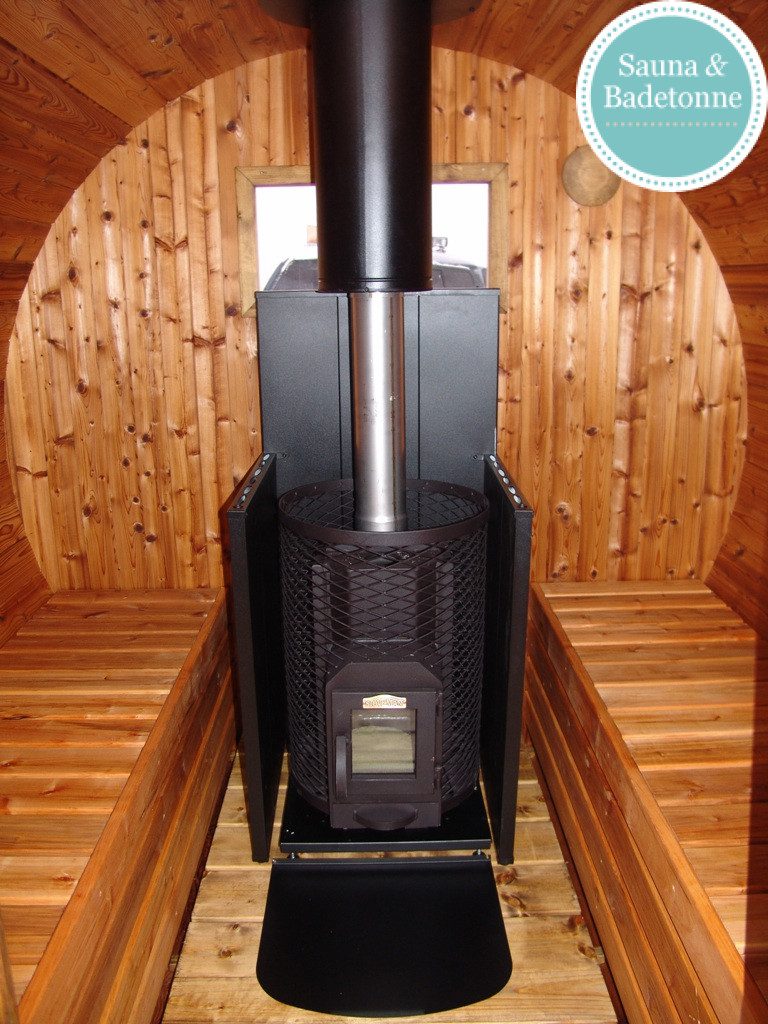 Bambino 2,7m– praktische und kompakte Fasssauna (Saunaraum und Terrasse) – Bild 15