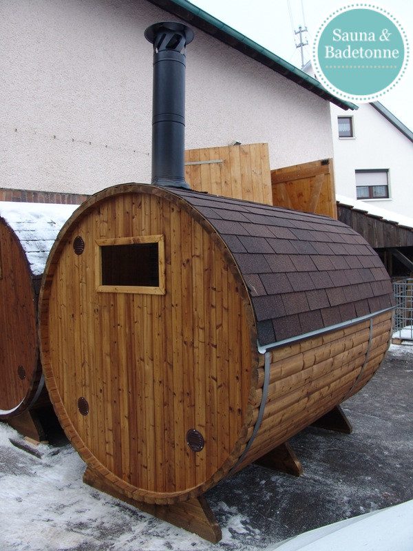 Bambino 2,7m– praktische und kompakte Fasssauna (Saunaraum und Terrasse) – Bild 3